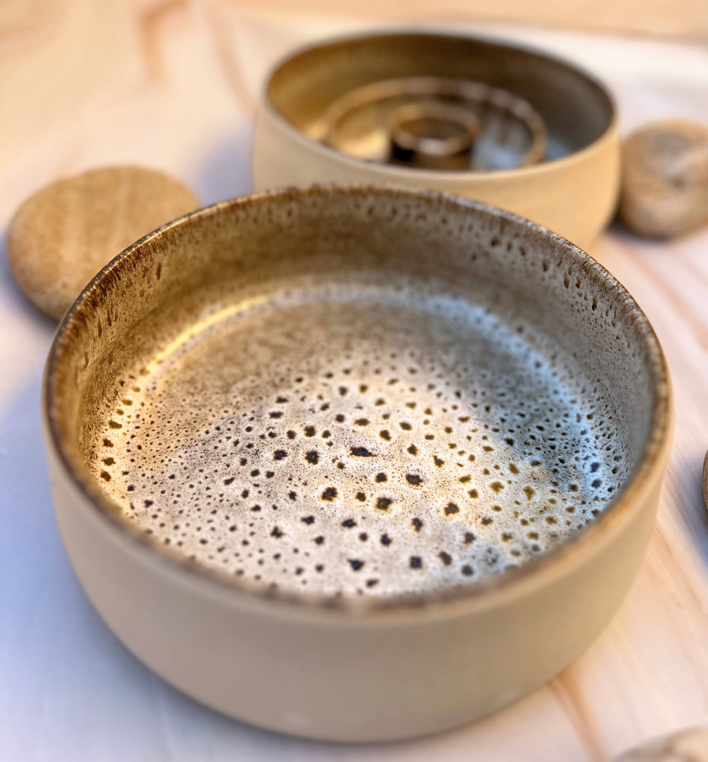 Taça Cerâmica de Água Terra para Cães e Gatos