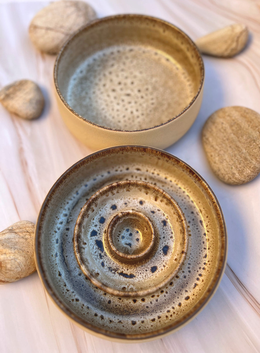 Taça Cerâmica de Água Terra para Cães e Gatos